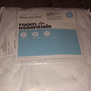 Mattress pad covers